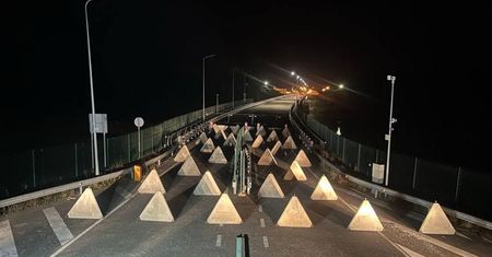 Fortyfikacje na moście "wspierane siłą ognia". Obawiają się Rosji