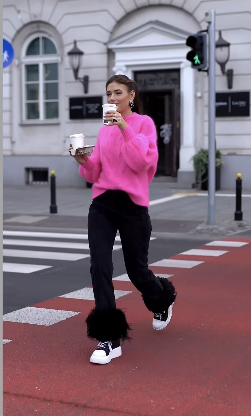 Klaudia Halejcio w ekstrawaganckiej stylizacji