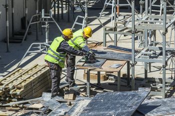 Budownictwo w Polsce łapie oddech. Rośnie liczba inwestycji