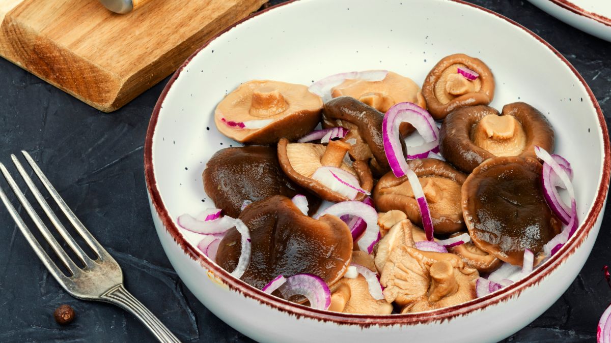 Z tym absolutnie nie łącz grzybów. Prosta droga do katastrofy.