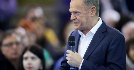 "Mieszkanie prawem, a nie towarem". Tusk ma pomysł dla młodych: kredyt 0 proc.