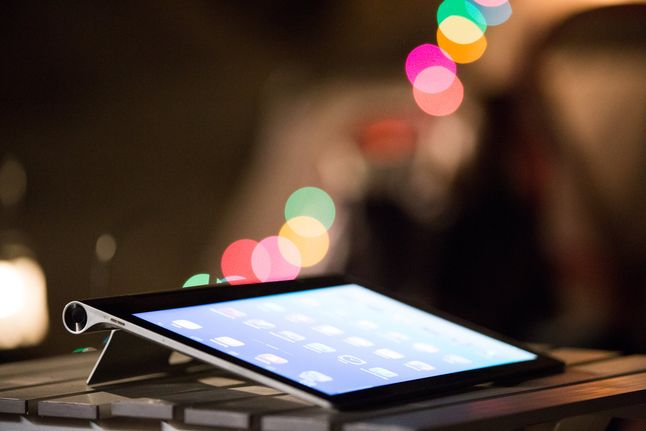Lenovo Yoga Tablet 2 Pro z wbudowanym projektorem
