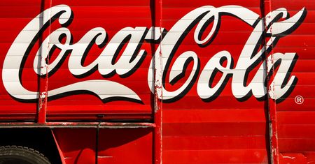 Oszuści powołują się na Coca-Colę. Chcą wyłudzić dane osobowe