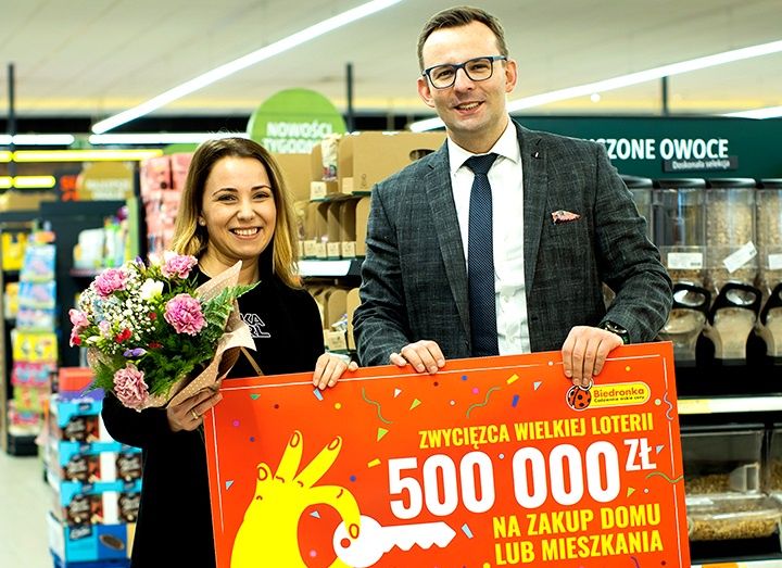 Wygraj mieszkanie z Biedronką. Wyniki losowań loterii Biedronka – zwycięzcy