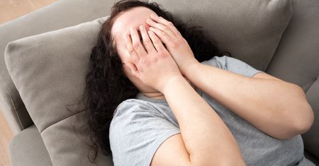 Ból lewej ręki był jednym z objawów. "Niemożliwe, mam 34 lata"