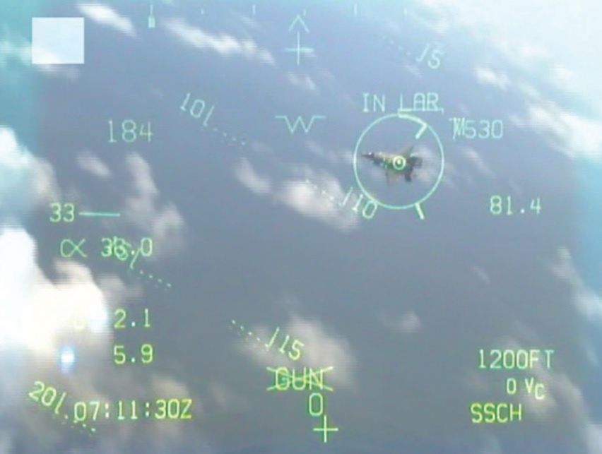 Brytyjski F-35B w celowniku amerykańskiego F/A-18E