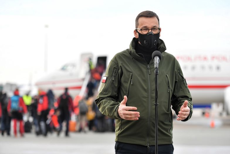 Premier Morawiecki pisze nowy plan rozwojowy dla Polski. Problemy z poprzedniego nie zostały rozwiązane.