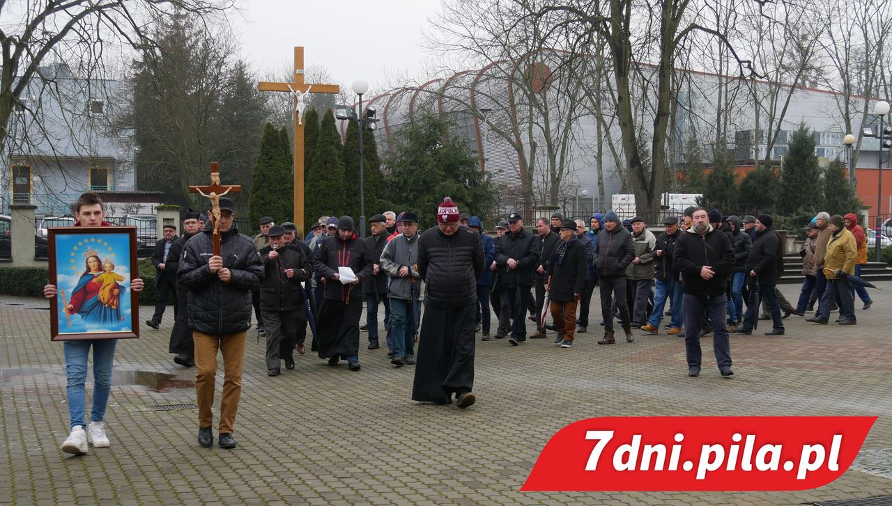 I Męski Różaniec w Pile