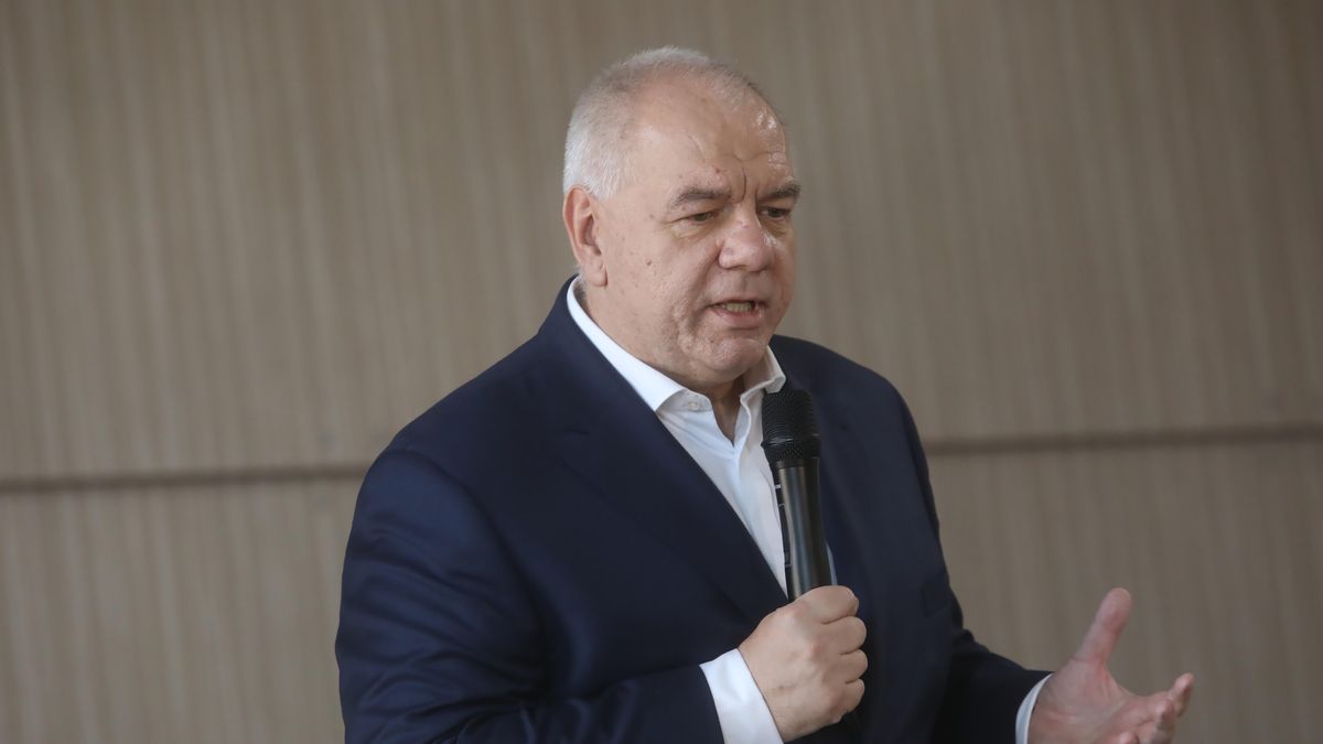 Jacek Sasin
Artur Reszko
briefing, do Parlamentu Europejskiego, do PE, eurokampania, europarlamentarna, kampania, konferencja, PE, PiS, polityk polityka, prasowa, prasowy, spotkanie z wyborcami, wyborcza, wybory, spotkanie, wizyta, portret