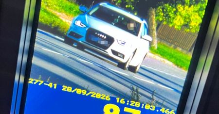 Prawie 6000 zł mandatu. Kierowca Audi przesadził