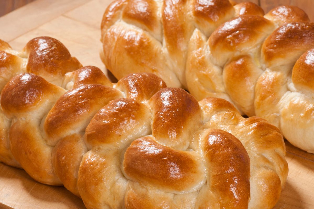 Baked challah transforms leftovers into a gourmet dessert
