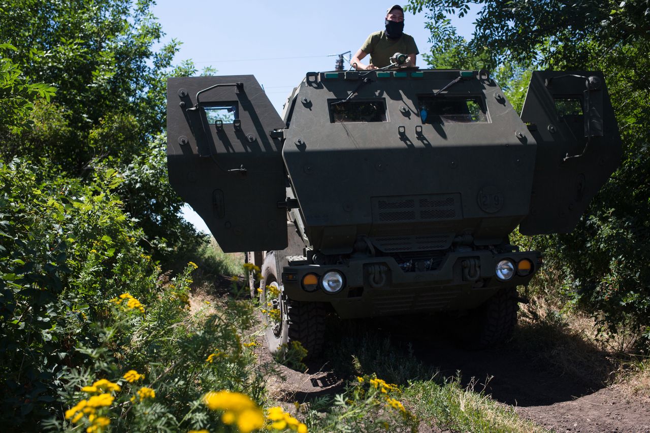 M142 HIMARS gdzieś na wschodzie Ukrainy.