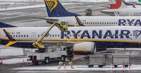 Ryanair tnie siatkę w Europie. Wychodzi z 4 lotnisk i ogranicza część połączeń
