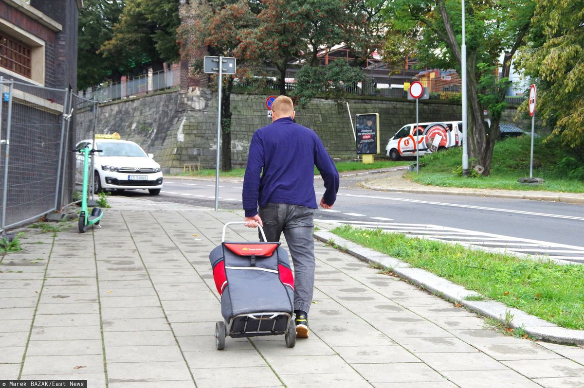 W związku ze zniesieniem stanu epidemii Poczta Polska wraca do doręczania przesyłek do adresatów 