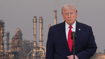 Trump straszy Iran. Ropa znów w górę