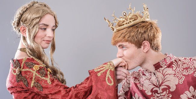 Tradycjonaliści partnerek szukają w internecie