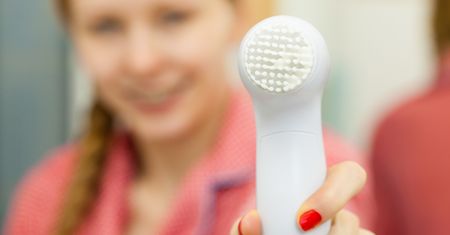 Szczoteczki do twarzy – głęboka i skuteczna pielęgnacja