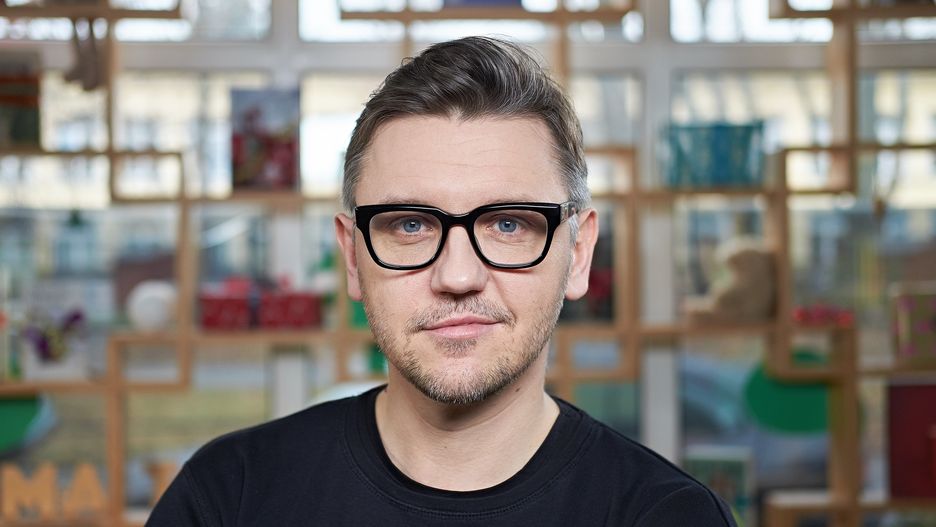 Krzysztof Czeczot gra Zenka Martyniuka