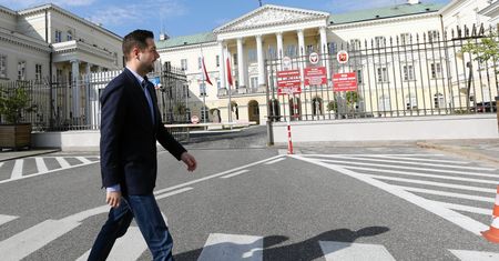 Zaskakujący sondaż: Jaki przed Trzaskowskim. Wygrywa w obu turach