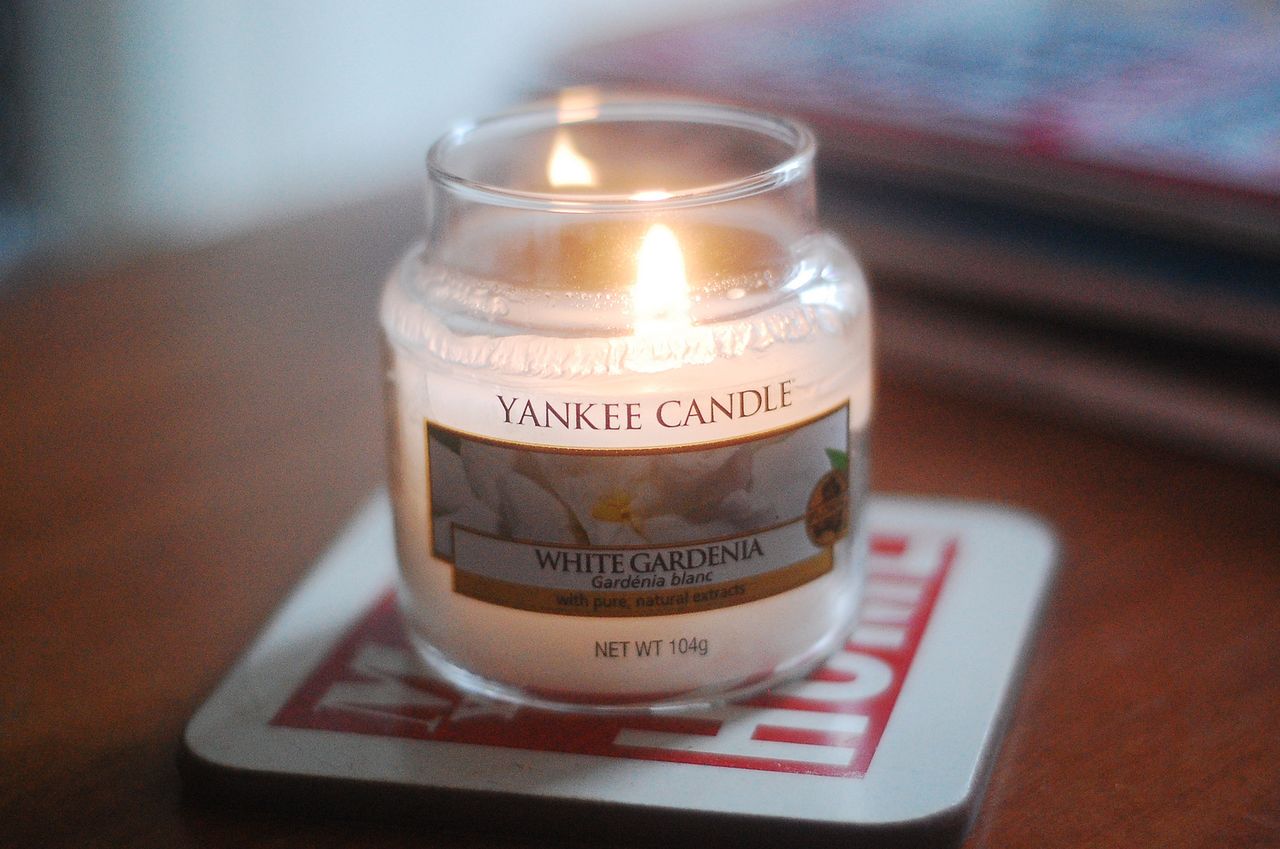 Fenomen Yankee Candle – zmysłowy zapach w twoim domu