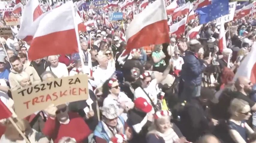 Policja wydała komunikat w związku z marszami odbywającymi się w