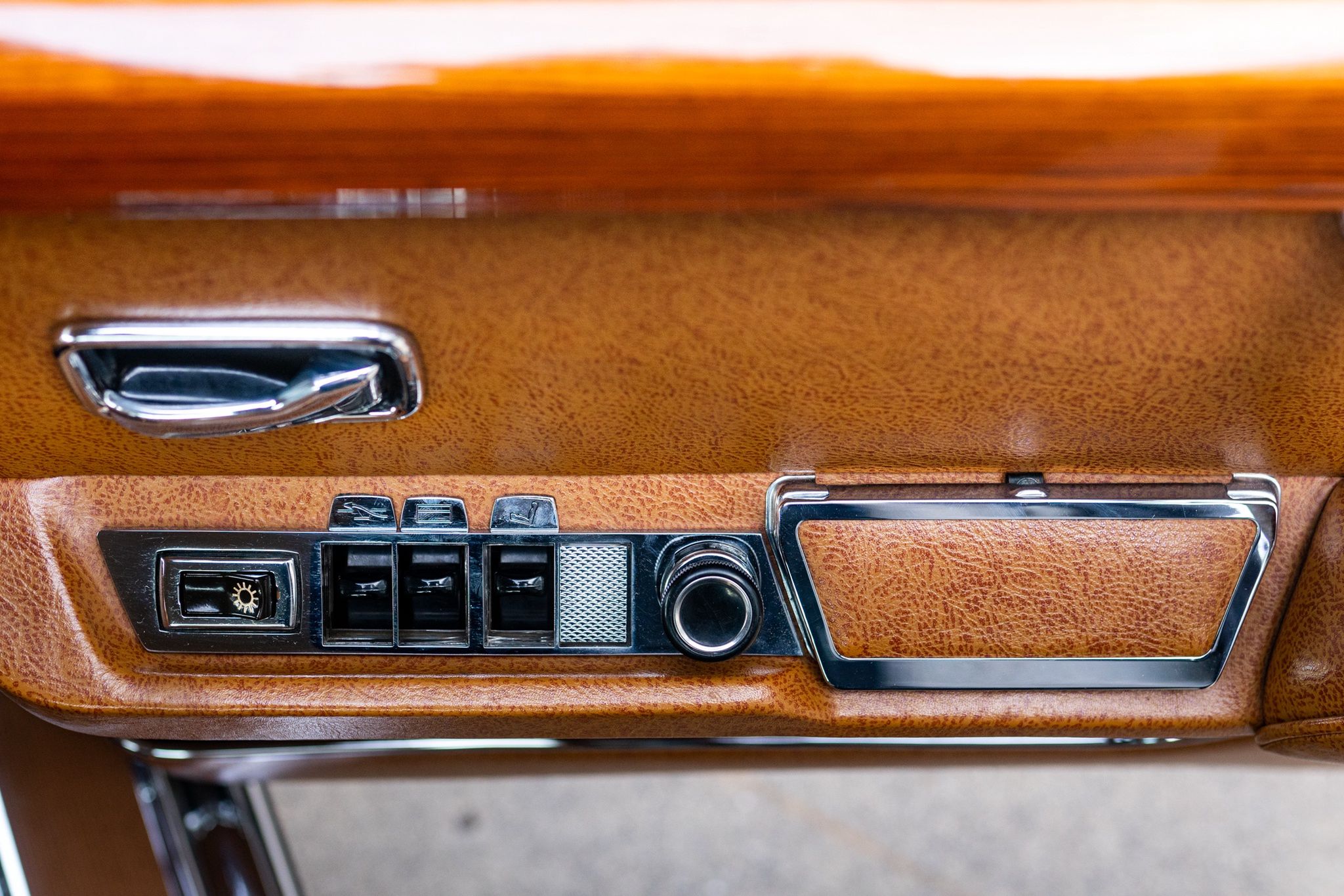 Mercedes-Benz 600 (W100)
