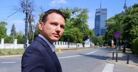 "Nie" dla parówek z Orlenu. Mentzen uderza w Obajtka