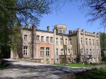 Perła neogotyckiej architektury. Nowy właściciel pałacu w Kawęczynie opowiada o tym, jak spełnia się marzenia