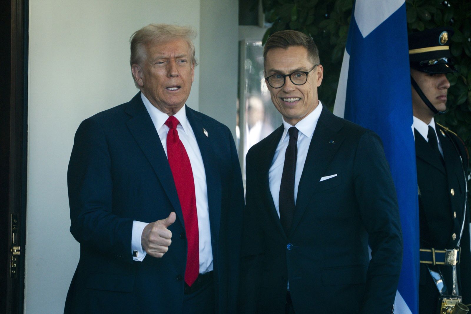 Trump: Nie planujemy wycofania wojsk z Europy, ale możemy je przesunąć