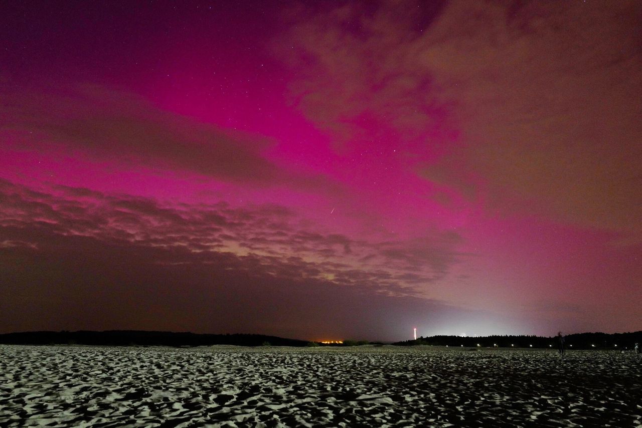 Aurora borealis over the Błędowska Desert