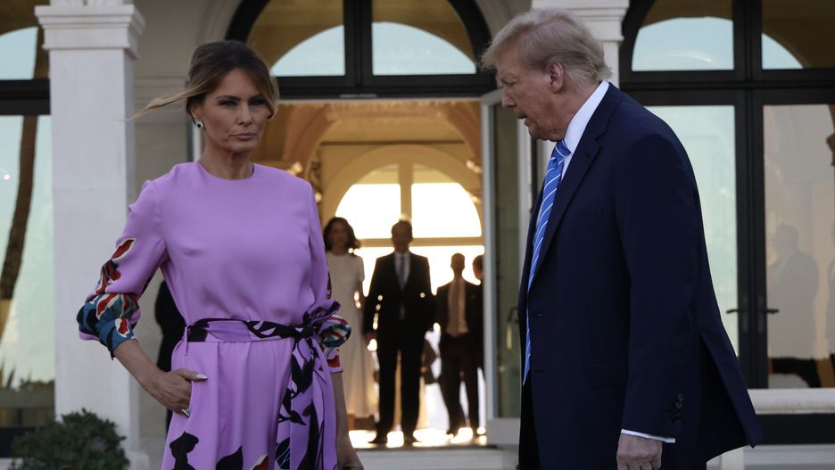 PALM BEACH, FLORIDA - APRIL 06: Republican presidential candidate, former US President Donald Trump and former first lady Melania Trump arrive at the home of billionaire investor John Paulson on April 6, 2024 in Palm Beach, Florida. Donald Trump's campaign is expecting to raise more than 40 million dollars when major donors gather a fundraiser billed as the "Inaugural Leadership Dinner". (Photo by Alon Skuy/Getty Images)