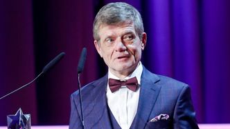 Henryk Gołębiewski skończył 67 lat. W filmach i serialach gra coraz rzadziej. Zdradził, jak dziś zarabia na życie