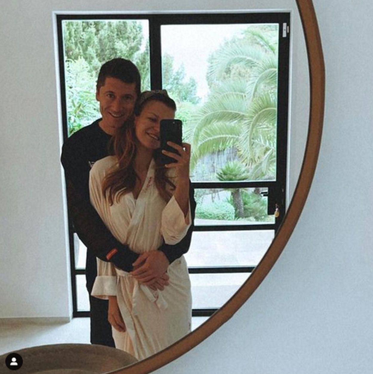 Anna i Robert Lewandowscy podczas pierwszej wspólnej majówki