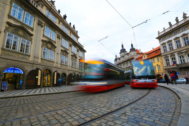 Polacy przenoszą biznesy do Niemiec i Czech. Bardziej niż Putina boją się o gospodarkę w kraju