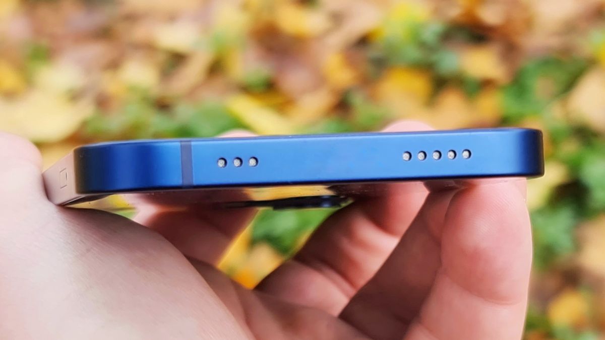 Nowy iPhone 12s bez portów, ale lepiej skrojony pod czasy pandemii. Są kolejne przecieki 1