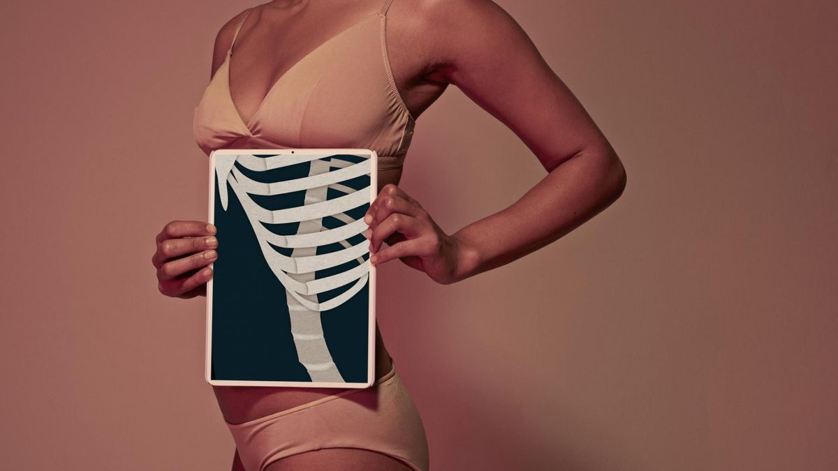 Nerwoból międzyżebrowy to częsta przyczyna bólu w klatce piersiowej. 