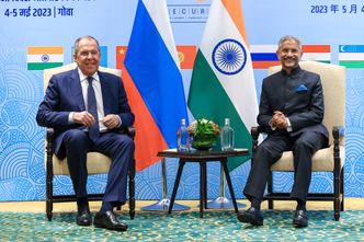 Indie odchodzą od rosyjskiej broni, ale zachowają silne więzi