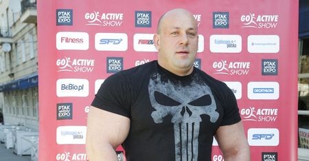 Robert Burneika w formie życia. Internauci są w szoku