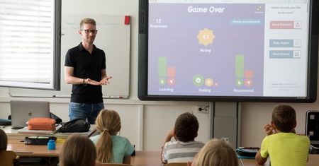 Nauczyciele nie chcą 1000 zł podwyżki, proponują... 700. O co chodzi?