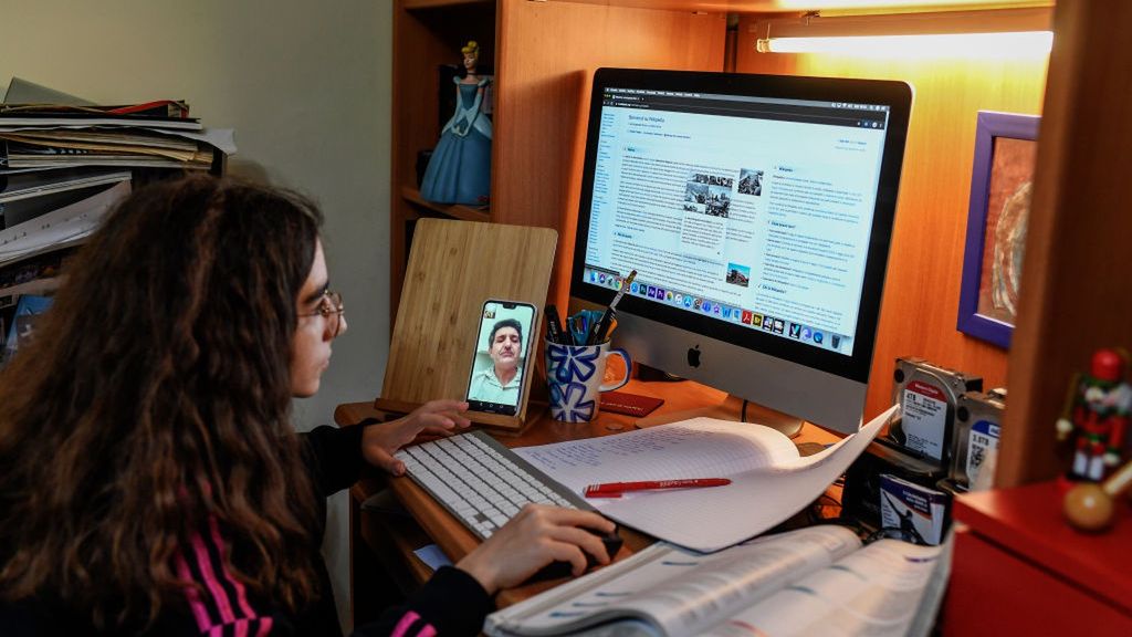 Zdalna edukacja również we wrześniu?