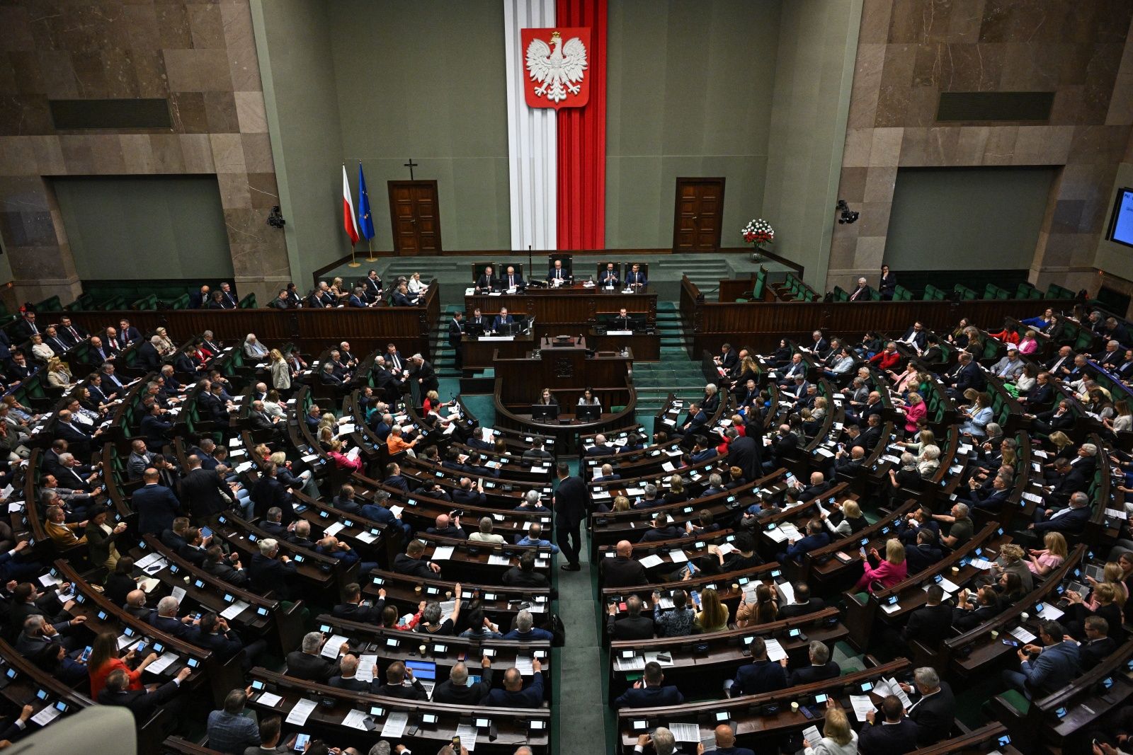 Zakaz trzymania psów na łańcuchu. Jest decyzja Sejmu