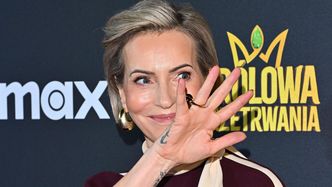 Paulina Smaszcz i jej skryty za świątecznym drzewkiem PARTNER (?) pochwalili się kolejną wspólną fotką. Romantycznie? (FOTO)