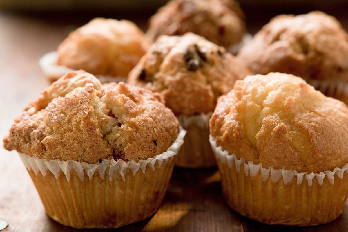 The simplest recipe for yogurt cupcakes. Just stir and bake