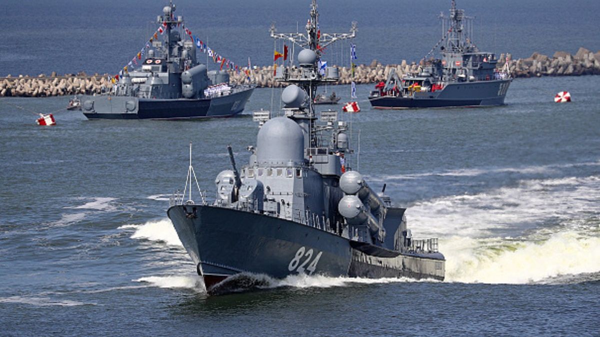 Ponad 10 statków przerzucono do Morza Czarnego 