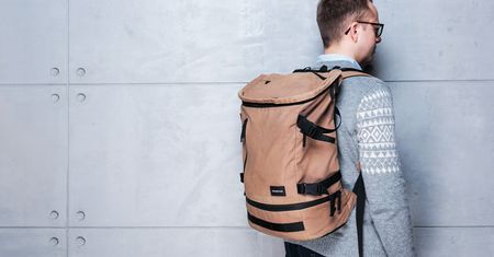Crumpler The Base Park - praktyczny plecak dla cyfrowych nomadów z aparatem