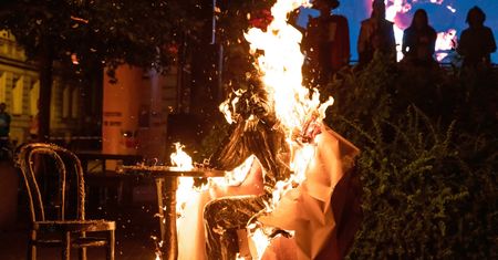 Niesamowity widok w Poznaniu. Bohdan Smoleń doczekał się pomnika