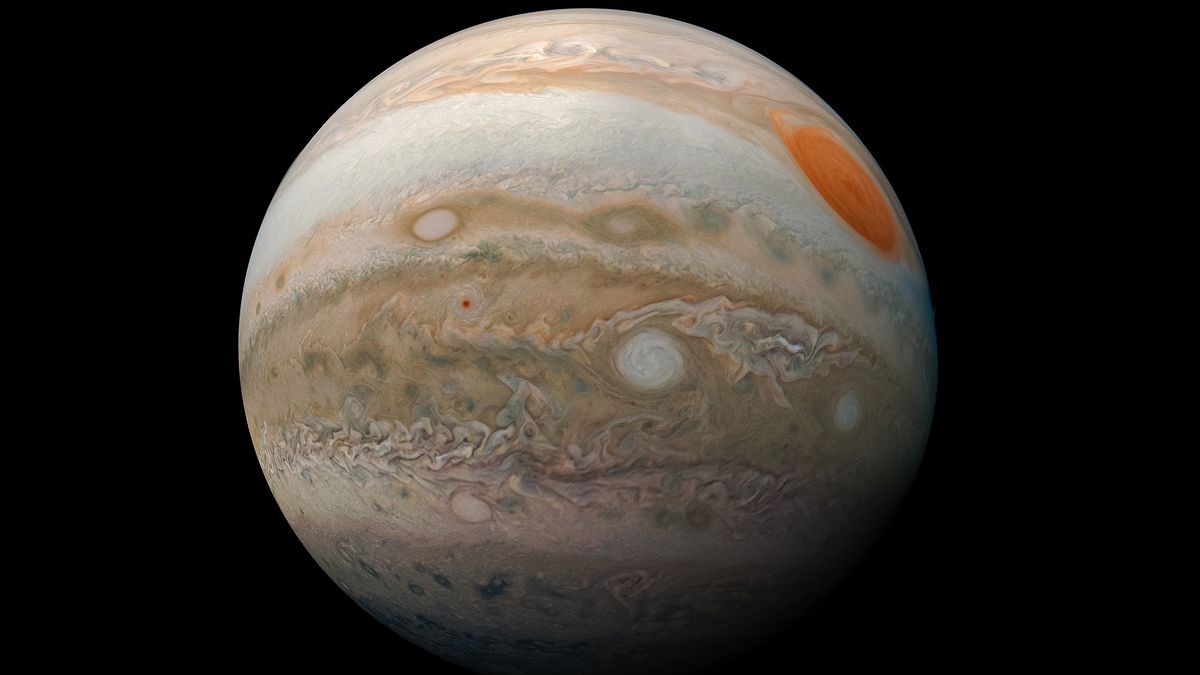 Pierwszy raz w historii zobaczyliśmy tę stronę Jowisza. Jest nieziemska! 1