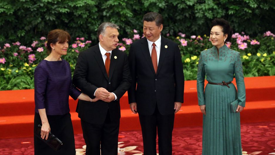 Węgry były jednym z trzech krajów europejskich, które Xi Jinping odwiedził w maju. Krótko potem doszło do kolejnego spotkania z Viktorem Orbanem. Tym razem w Chinach