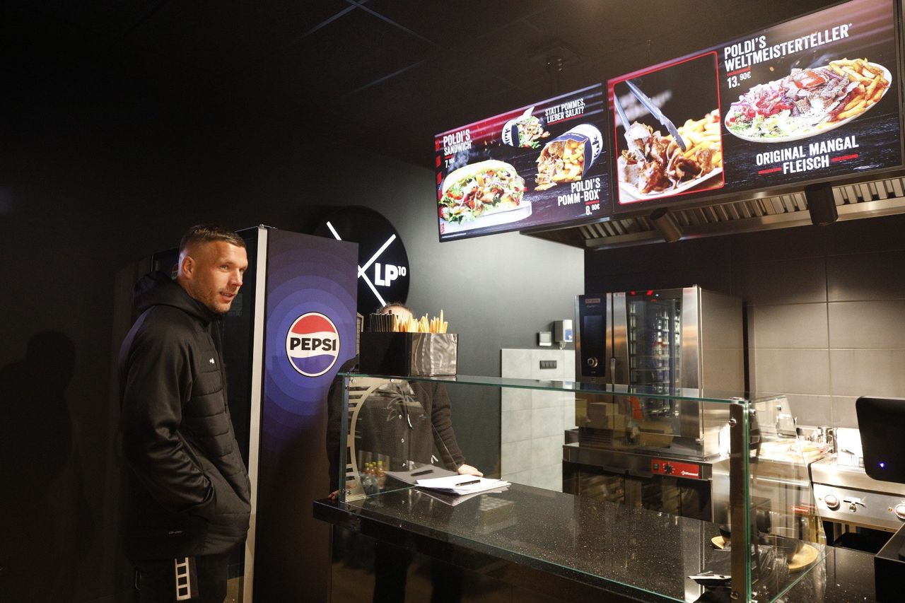 Już w tę sobotę Lukas Podolski otwiera swój kebab w Zabrzu. Jak wygląda lokal Mangal Döner?