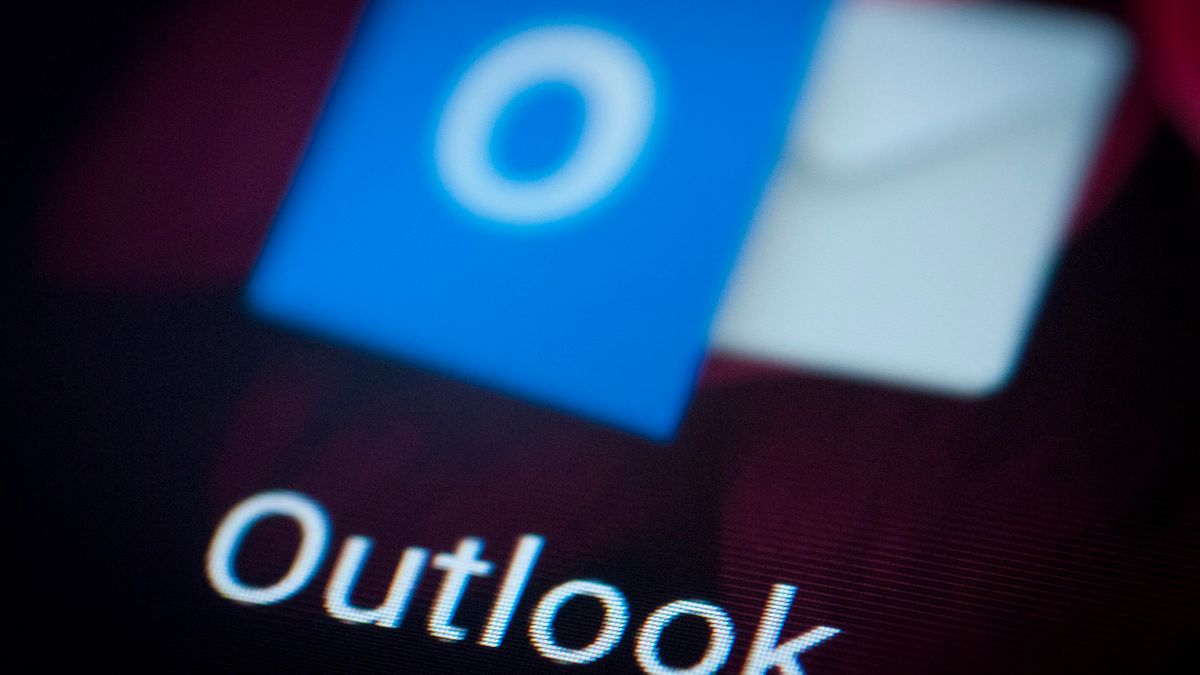 Oszuści próbują zainstalować trojana na komputerach ofiar /Fot. GettyImages